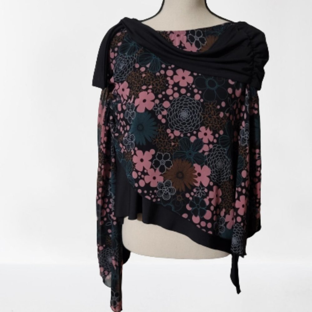 LUCCA FLORAL PONCHO-CAPE BLOUSE